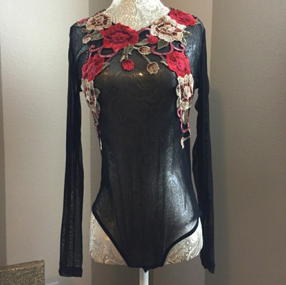 Top Chic Bodysuit